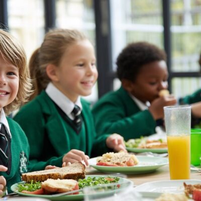 School Children Eating Lunch