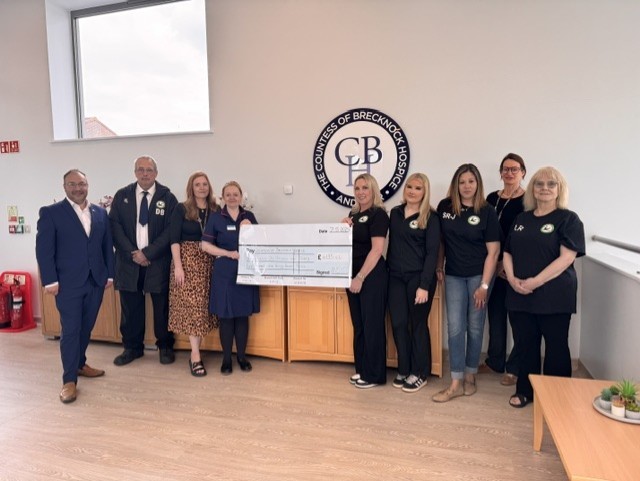 Hospice Thanks Andover New Street Youth Following £6,135 Donation